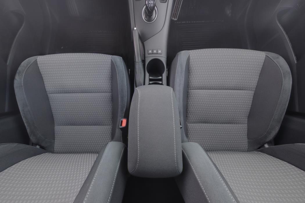 TOYOTA Auris 2019