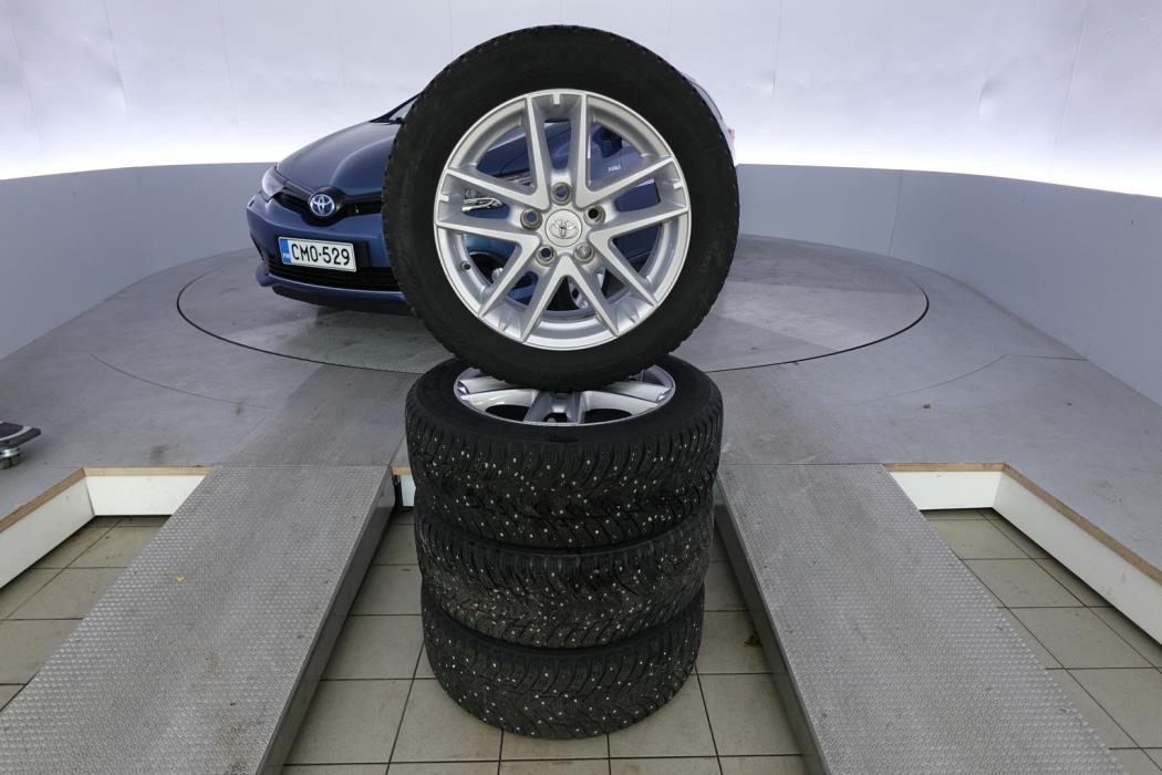 TOYOTA Auris 2019