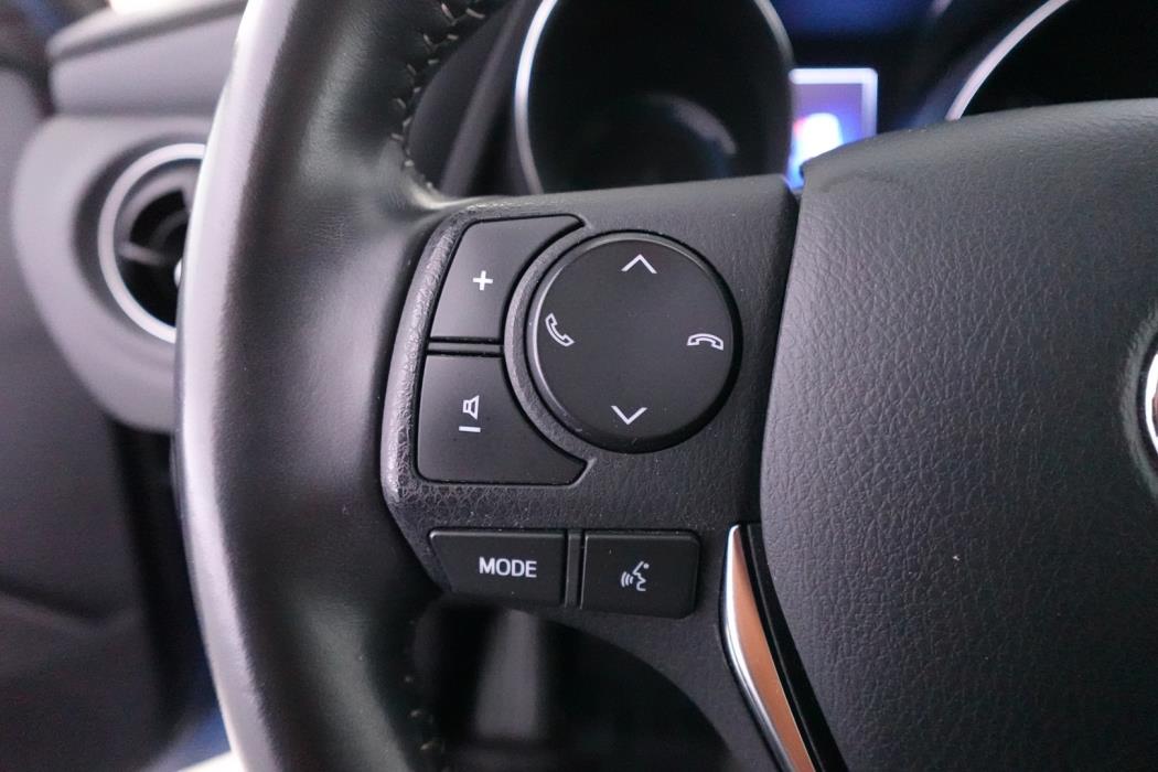 TOYOTA Auris 2019