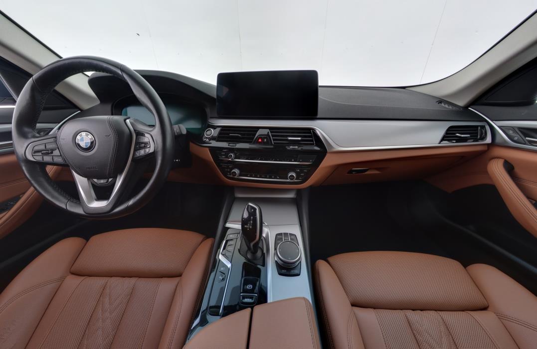 BMW 530 2021