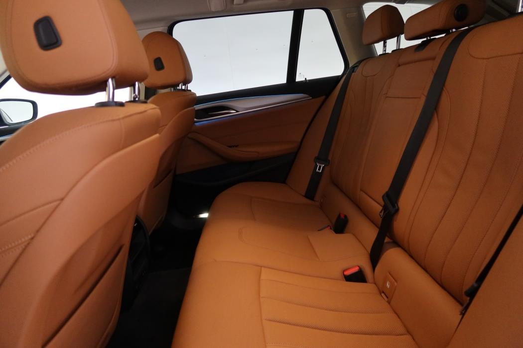BMW 530 2021