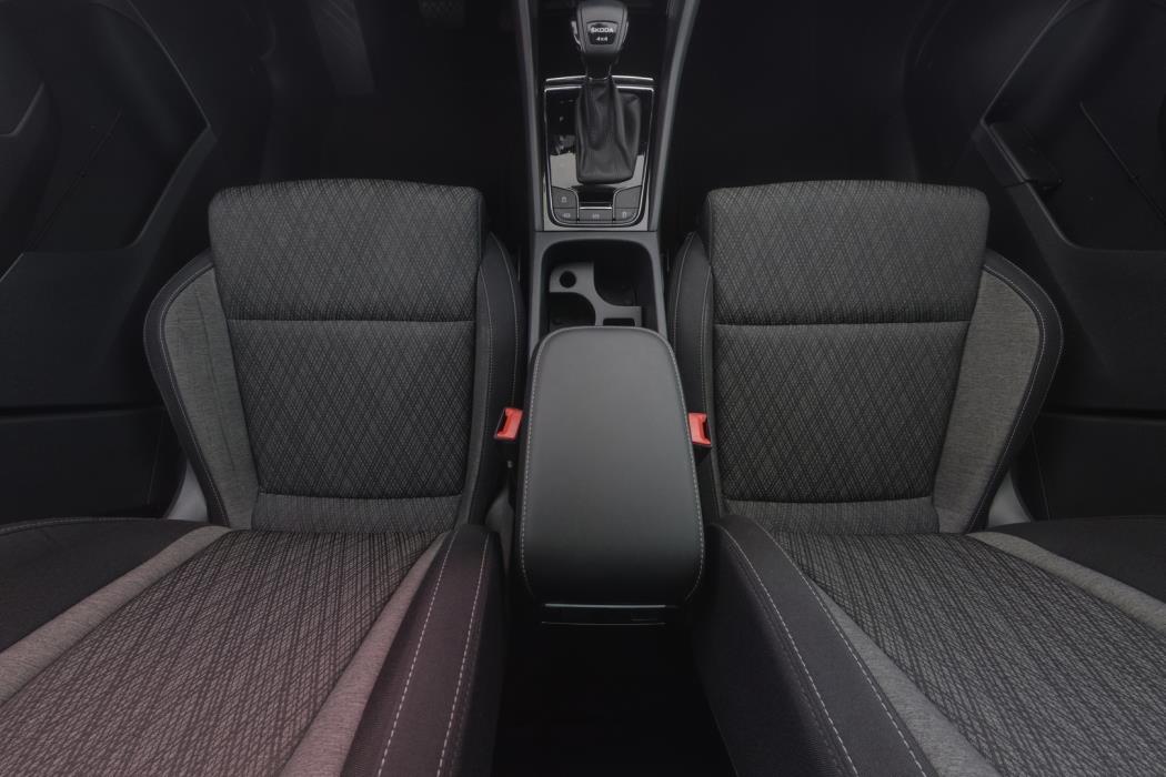 SKODA Karoq 2024