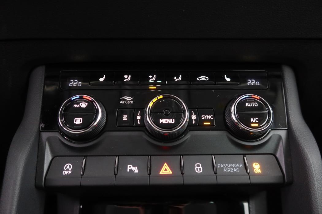SKODA Karoq 2024