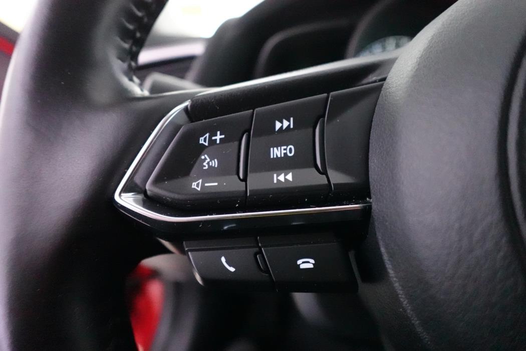 MAZDA 3 2018