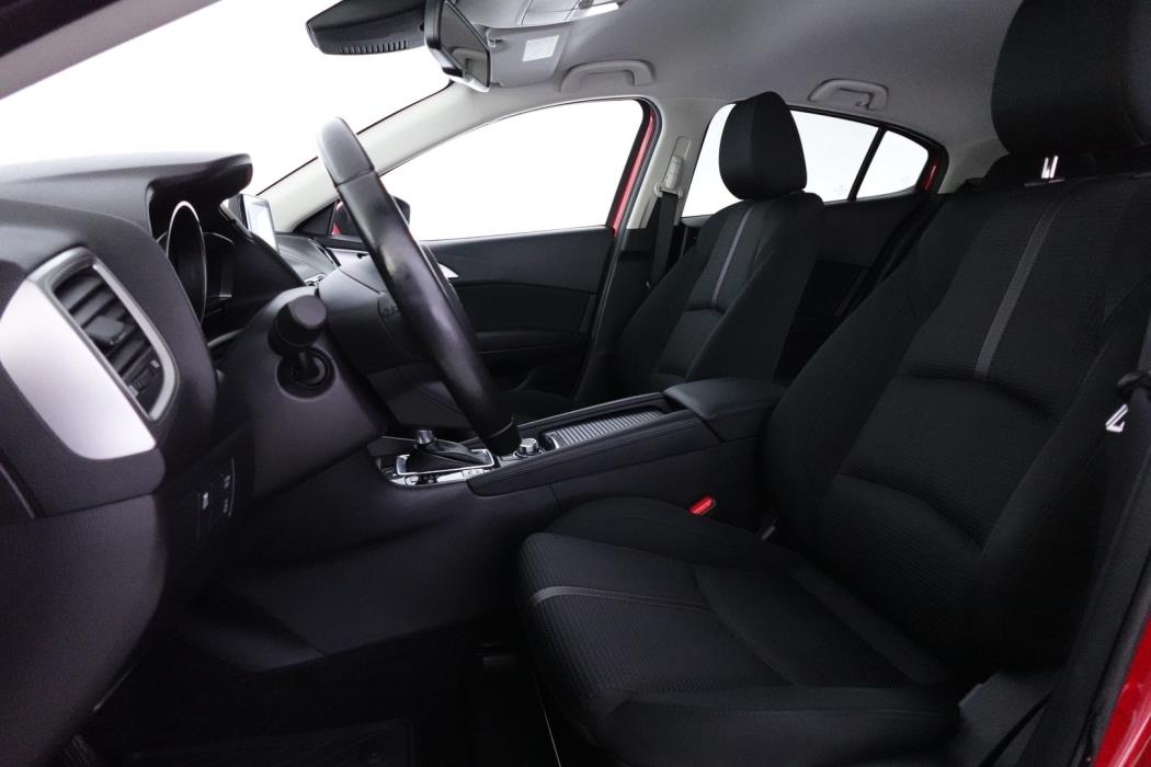 MAZDA 3 2018