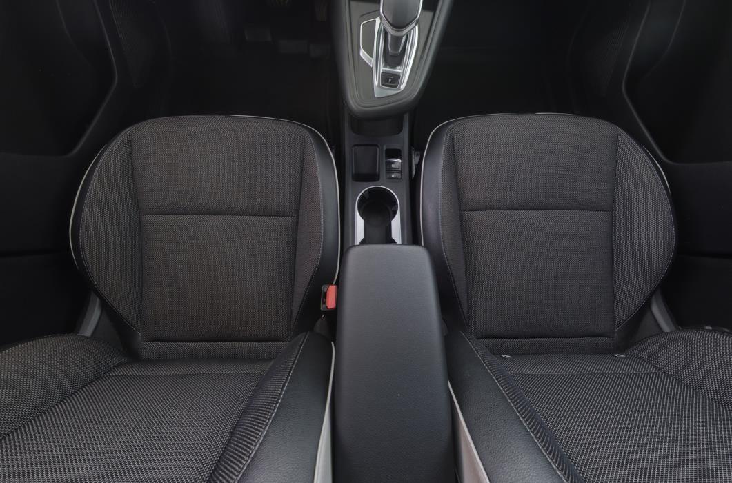 RENAULT Captur 2021