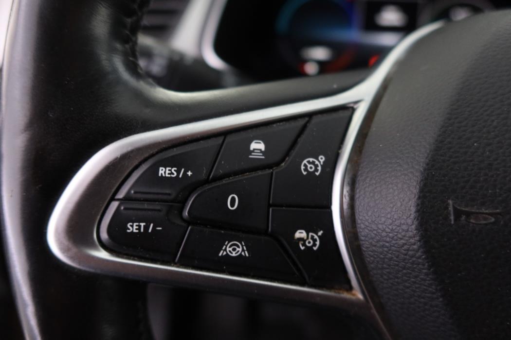 RENAULT Captur 2021