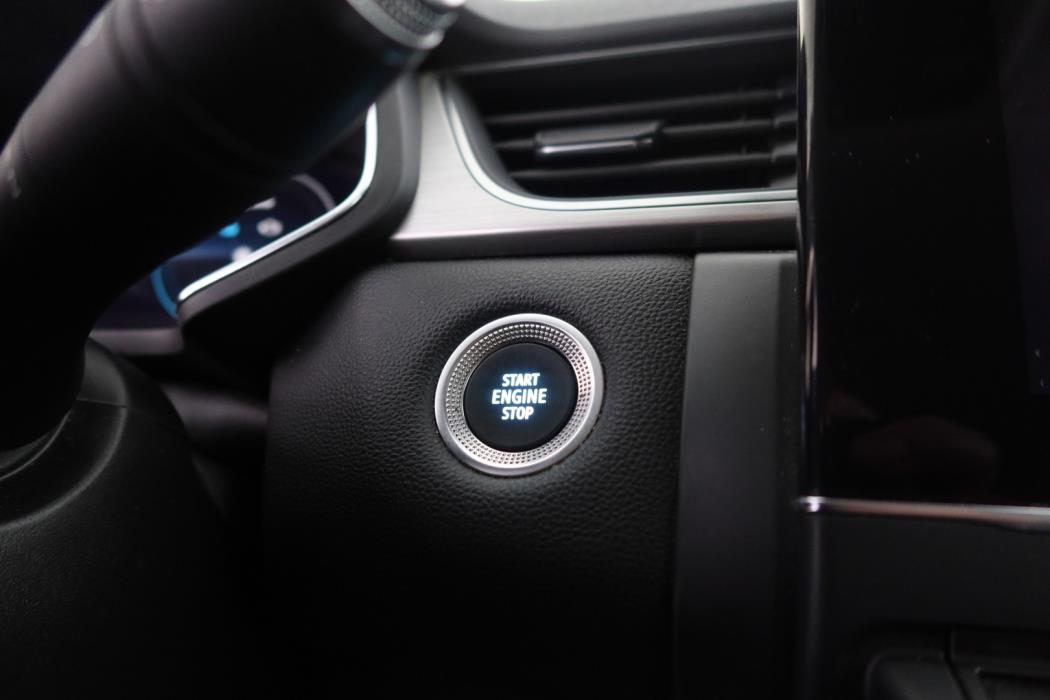 RENAULT Captur 2021
