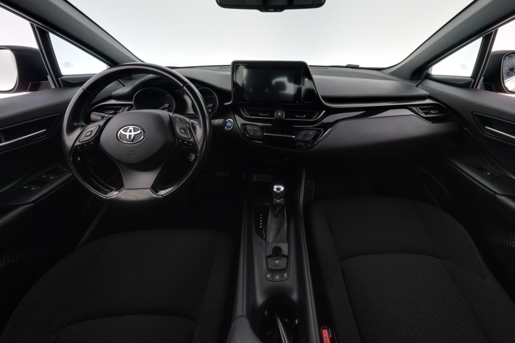 TOYOTA C-HR 2018