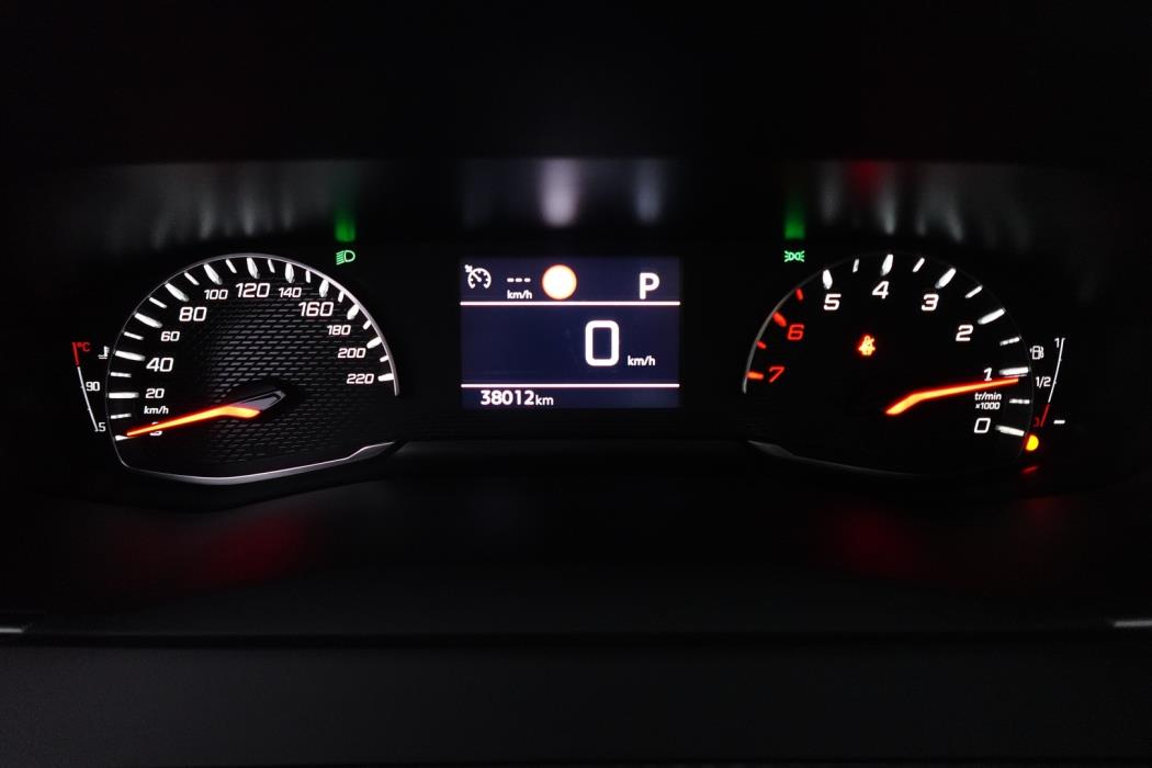 PEUGEOT 2008 2024