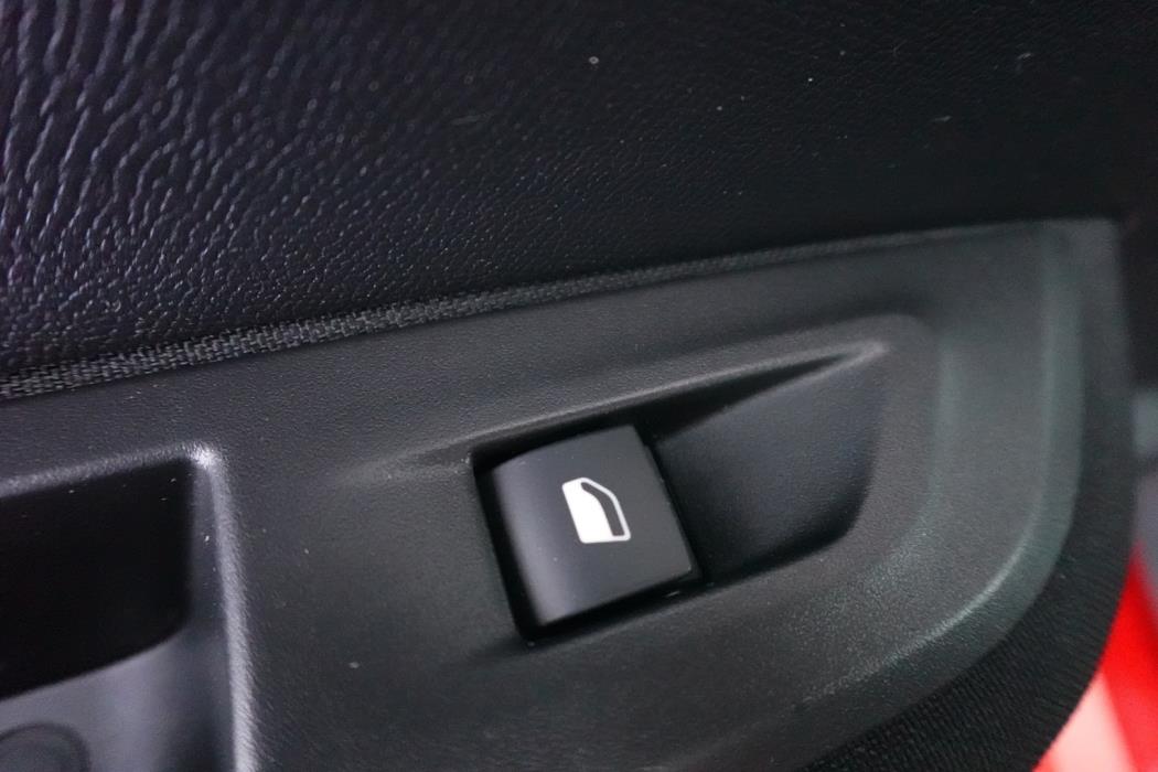 PEUGEOT 2008 2024