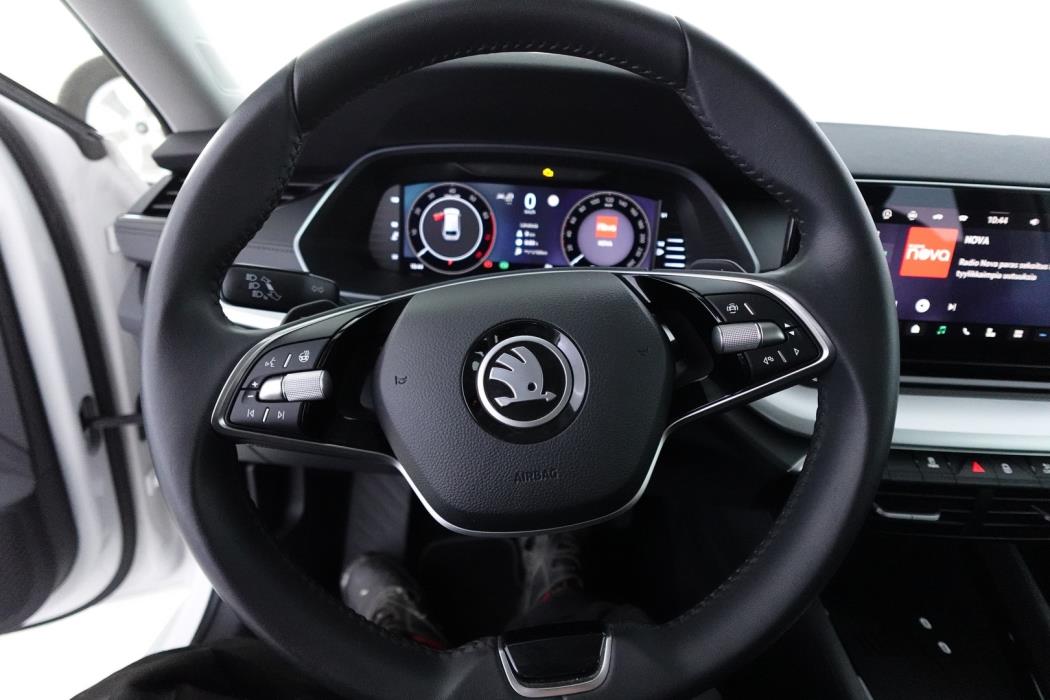SKODA OCTAVIA 2025