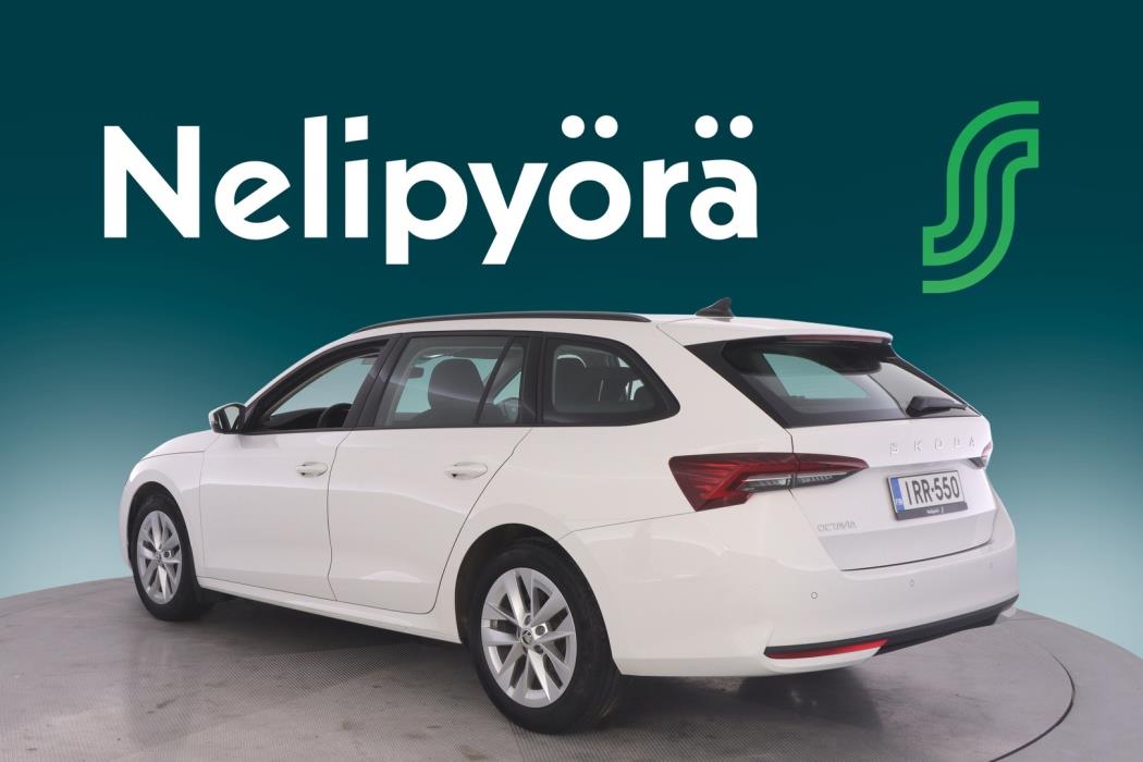 SKODA OCTAVIA 2025