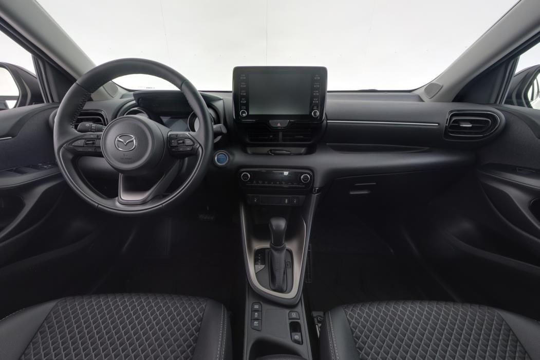 MAZDA 2 2024