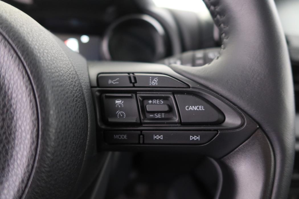 MAZDA 2 2024