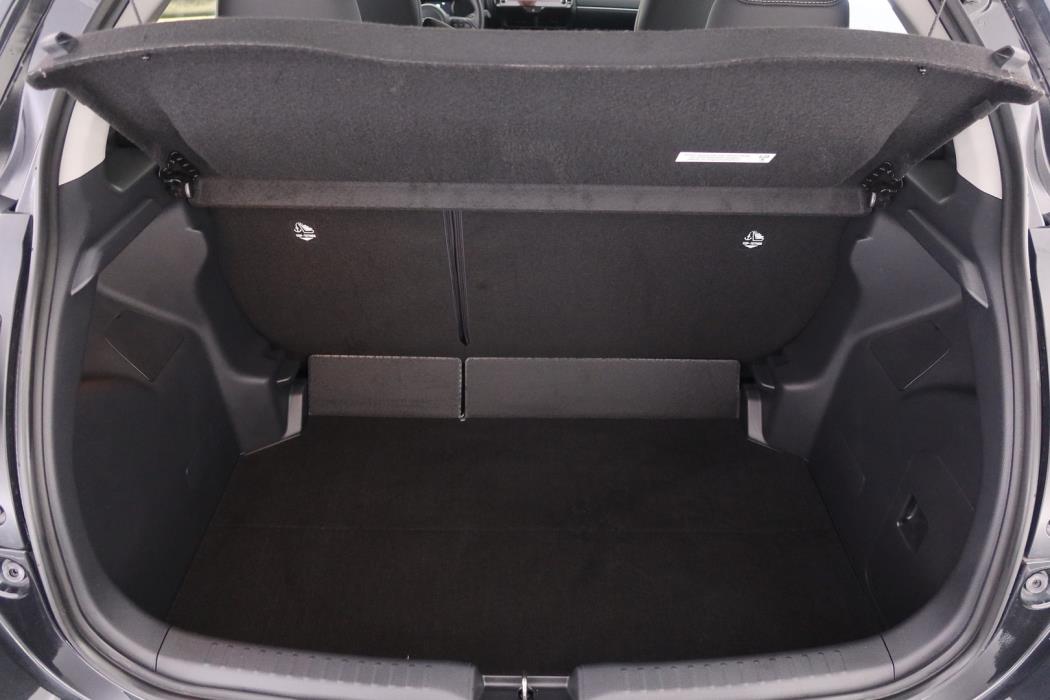 MAZDA 2 2024