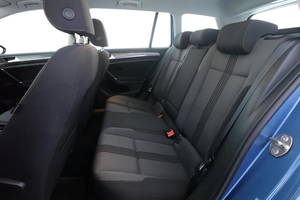 VOLKSWAGEN Golf 2017