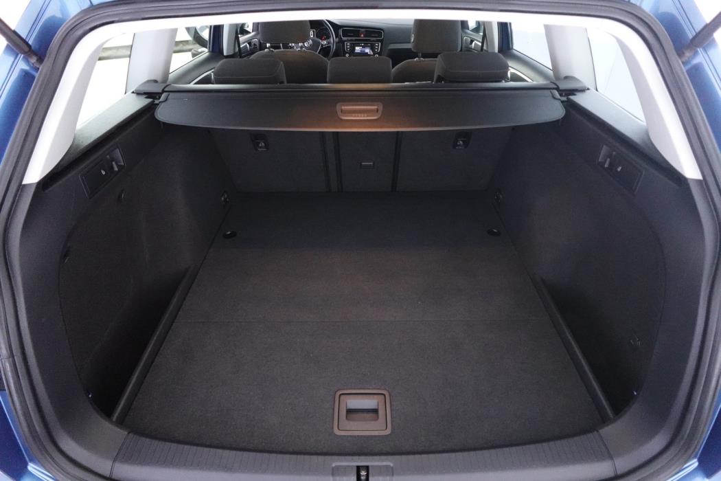VOLKSWAGEN Golf 2017