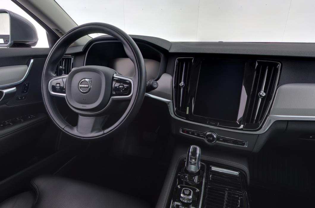 VOLVO V90 2018