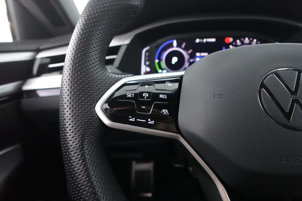 VOLKSWAGEN Arteon 2021