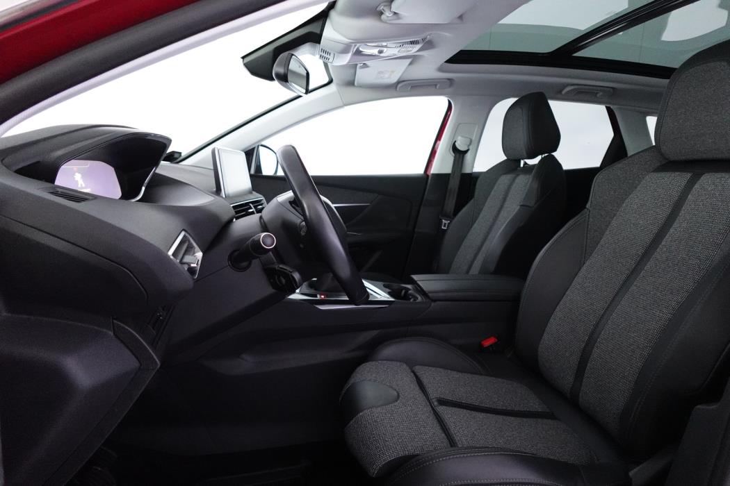 PEUGEOT 3008 2017