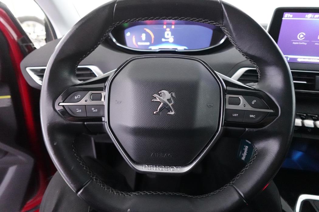 PEUGEOT 3008 2017