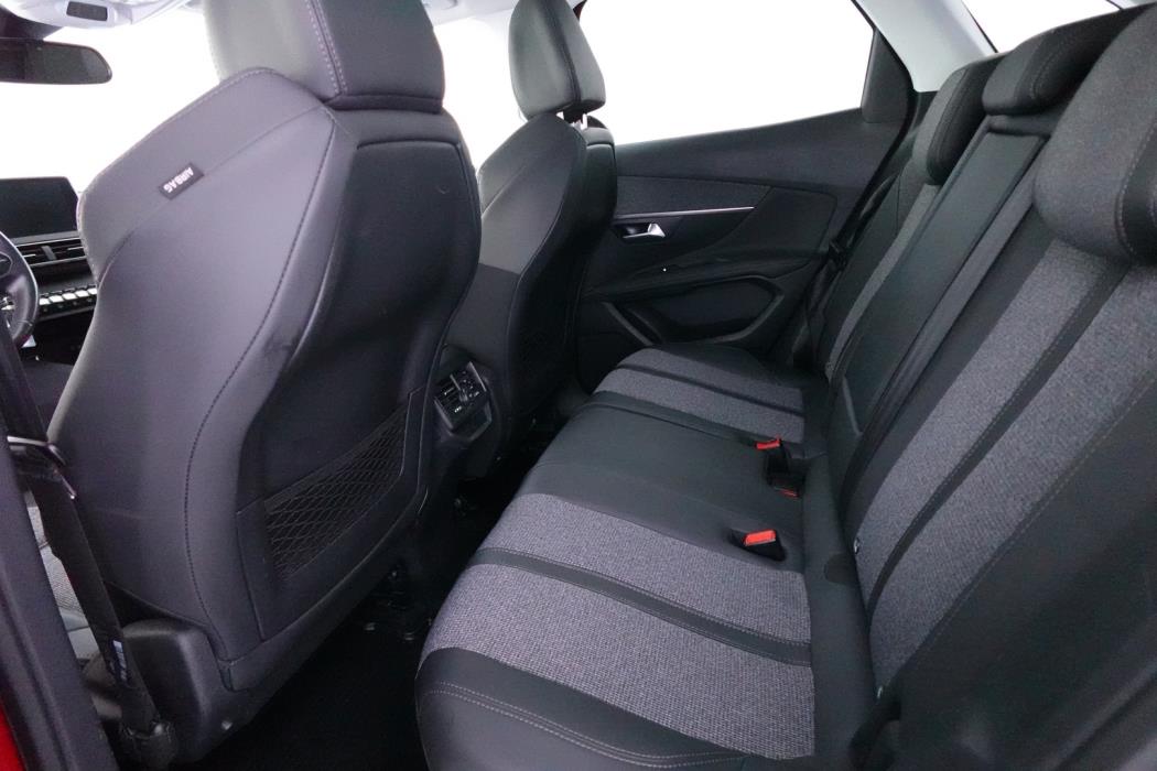 PEUGEOT 3008 2017
