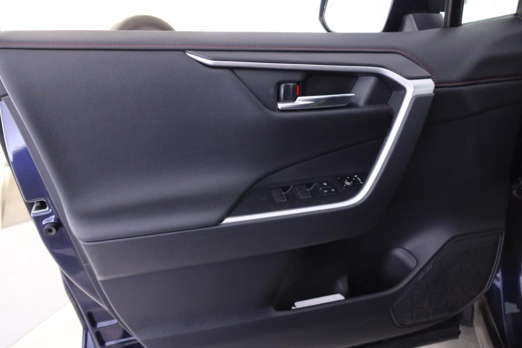 TOYOTA RAV4 Plug-in 2021