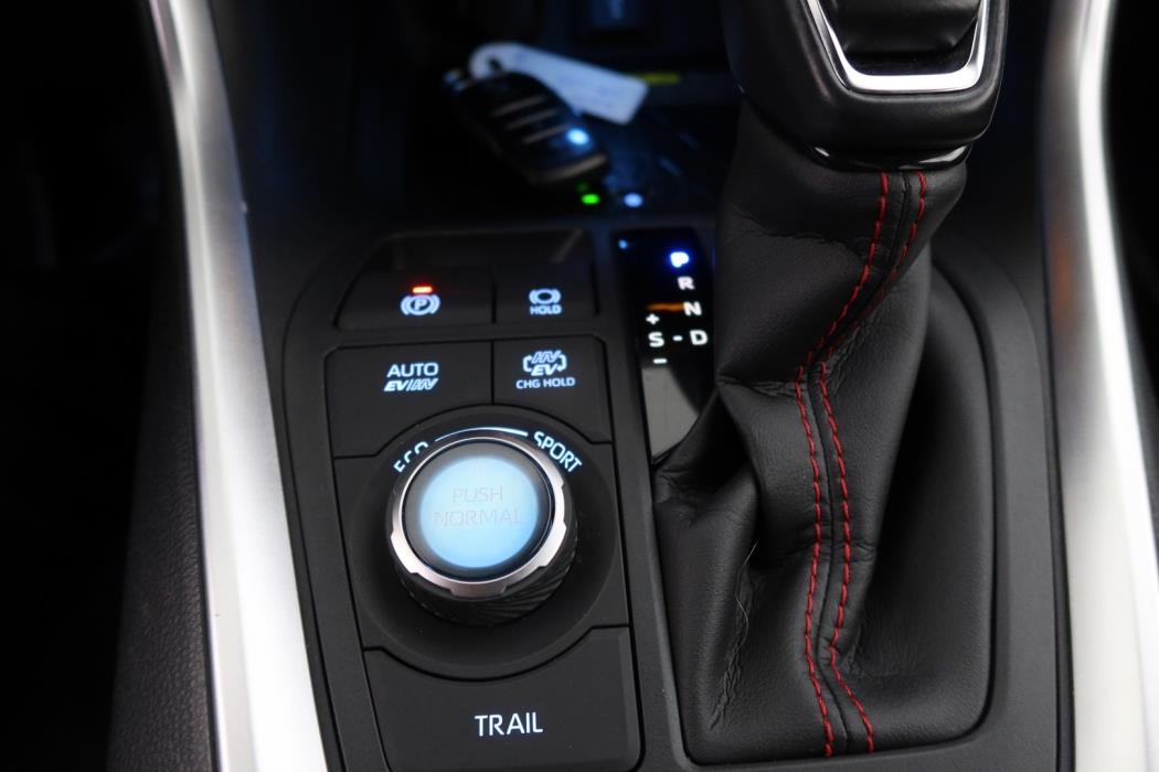 TOYOTA RAV4 Plug-in 2021