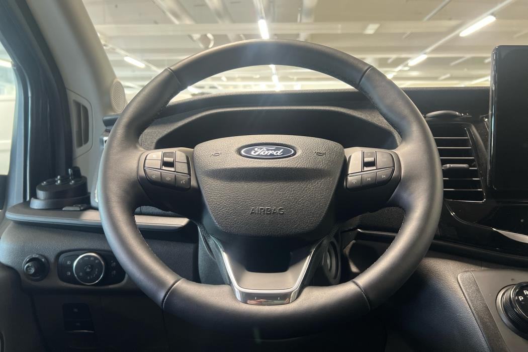 FORD TRANSIT 2026