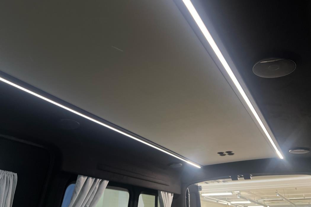 FORD TRANSIT 2026
