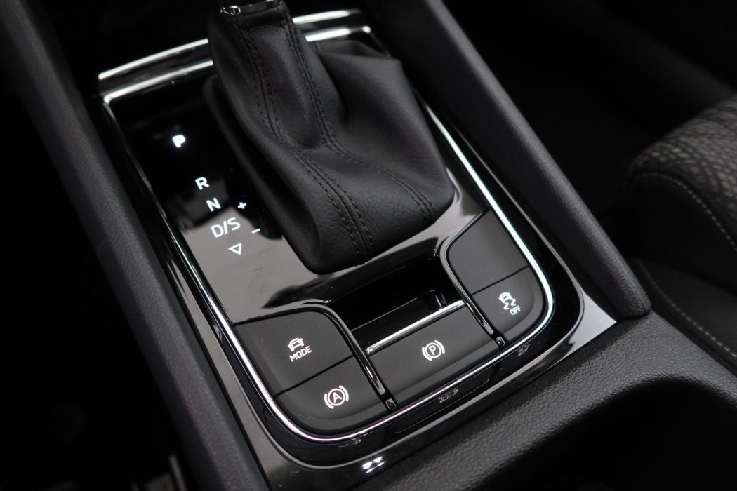 SKODA Karoq 2026