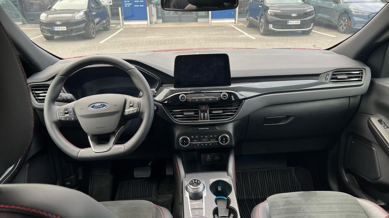 FORD Kuga 2024