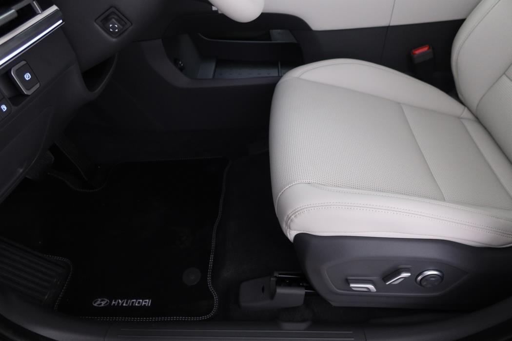 HYUNDAI Santa Fe 2026