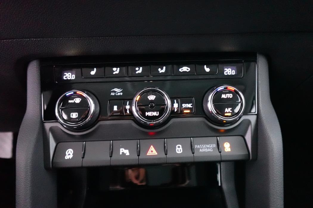SKODA Karoq 2027