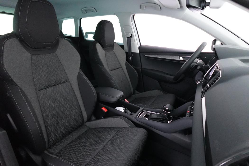 SKODA Karoq 2027