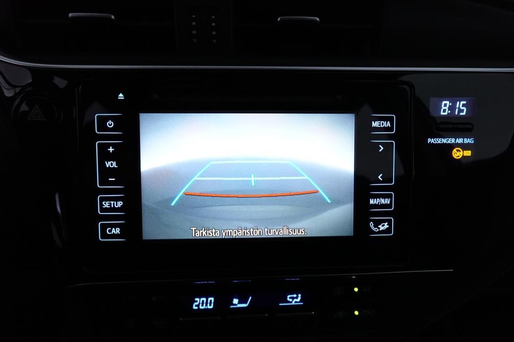 TOYOTA Auris 2016