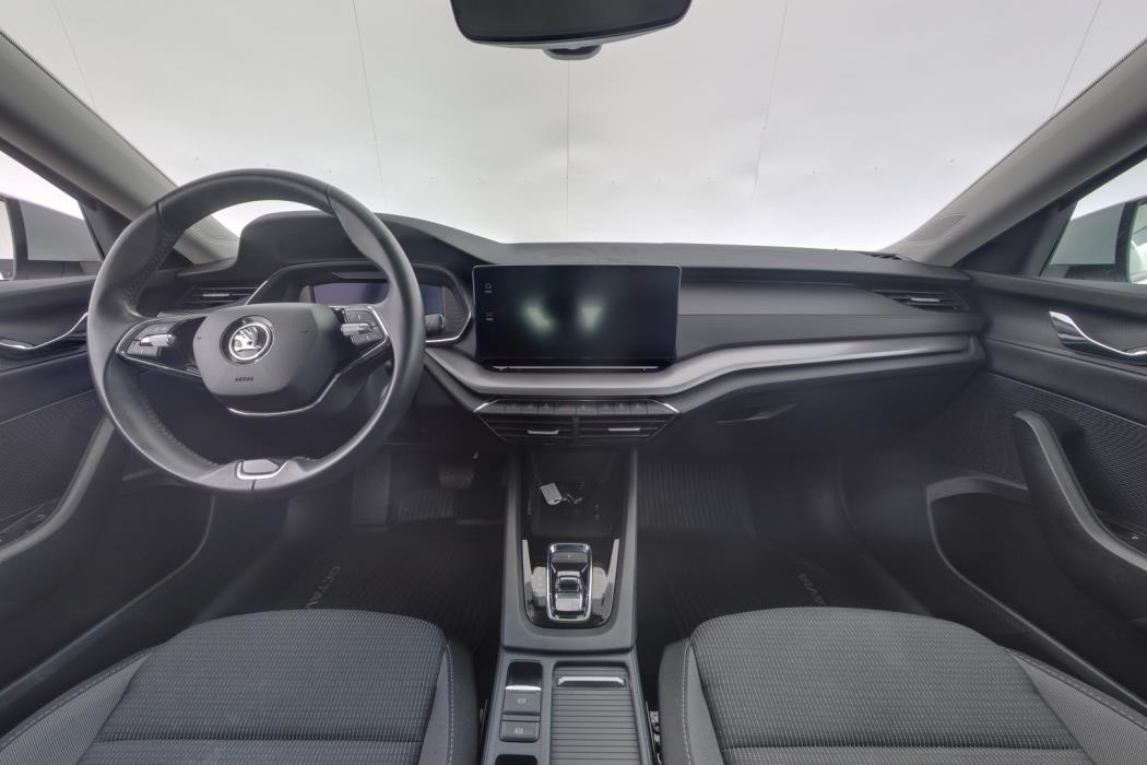 SKODA Octavia 2023