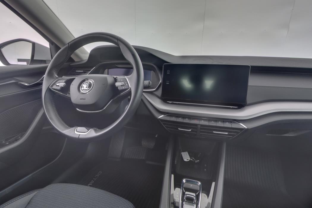 SKODA Octavia 2023