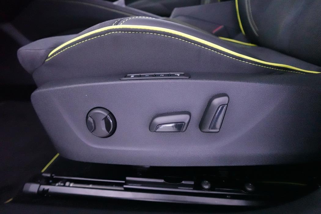 SKODA Enyaq 2026
