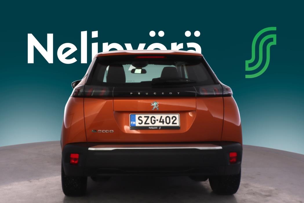 PEUGEOT e-2008 2021