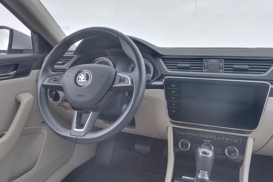 SKODA SUPERB 2018