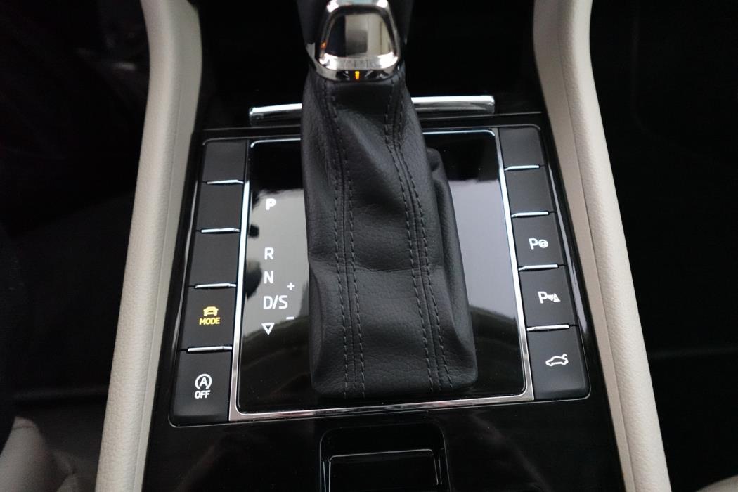 SKODA SUPERB 2018