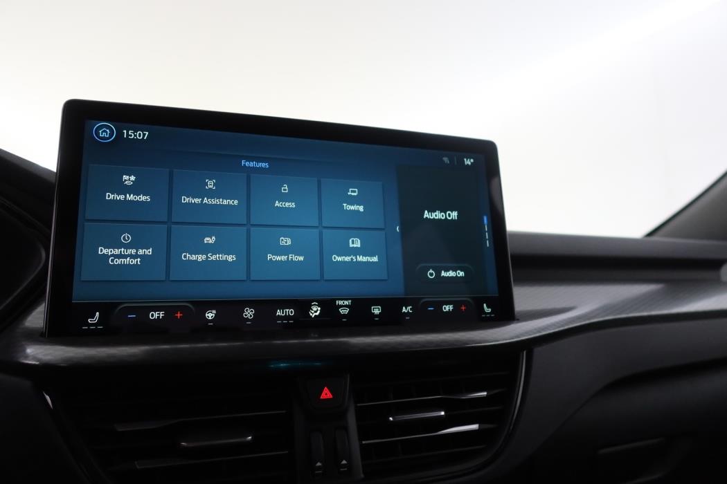 FORD KUGA 2026
