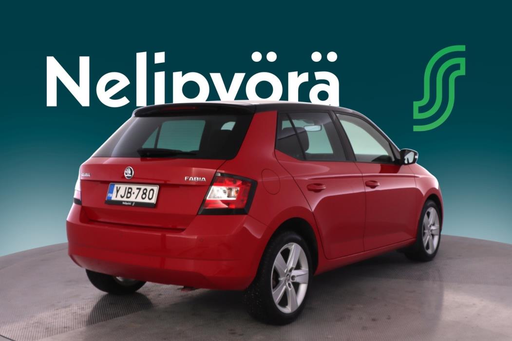 SKODA Fabia 2015