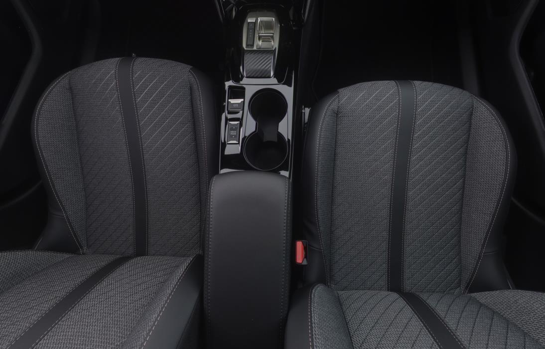 PEUGEOT 2008 2026