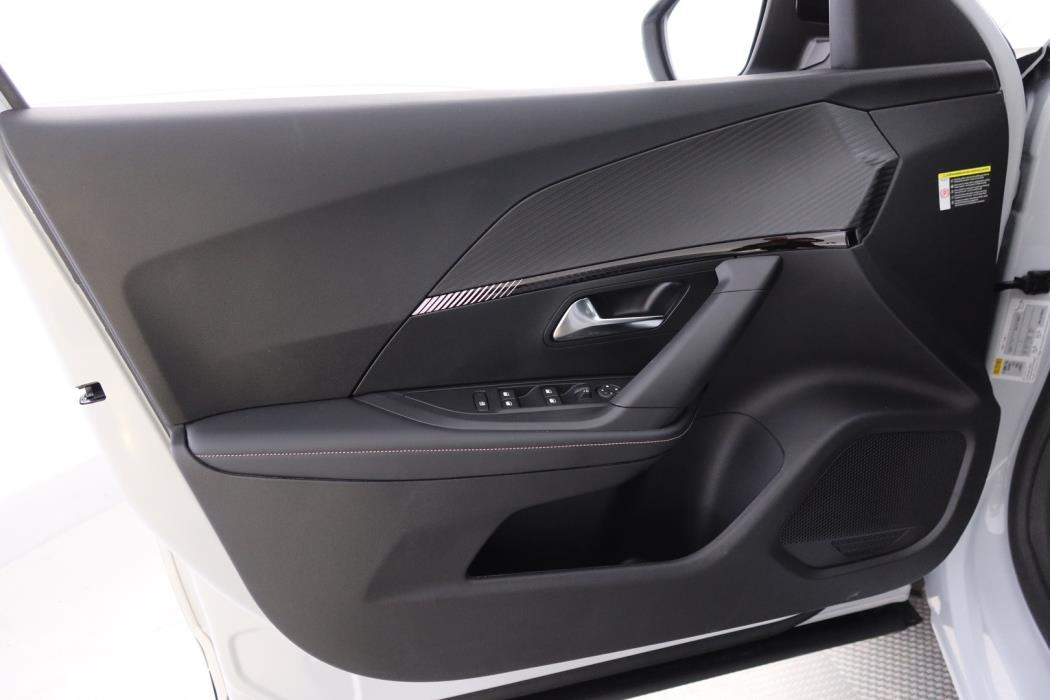 PEUGEOT 2008 2026