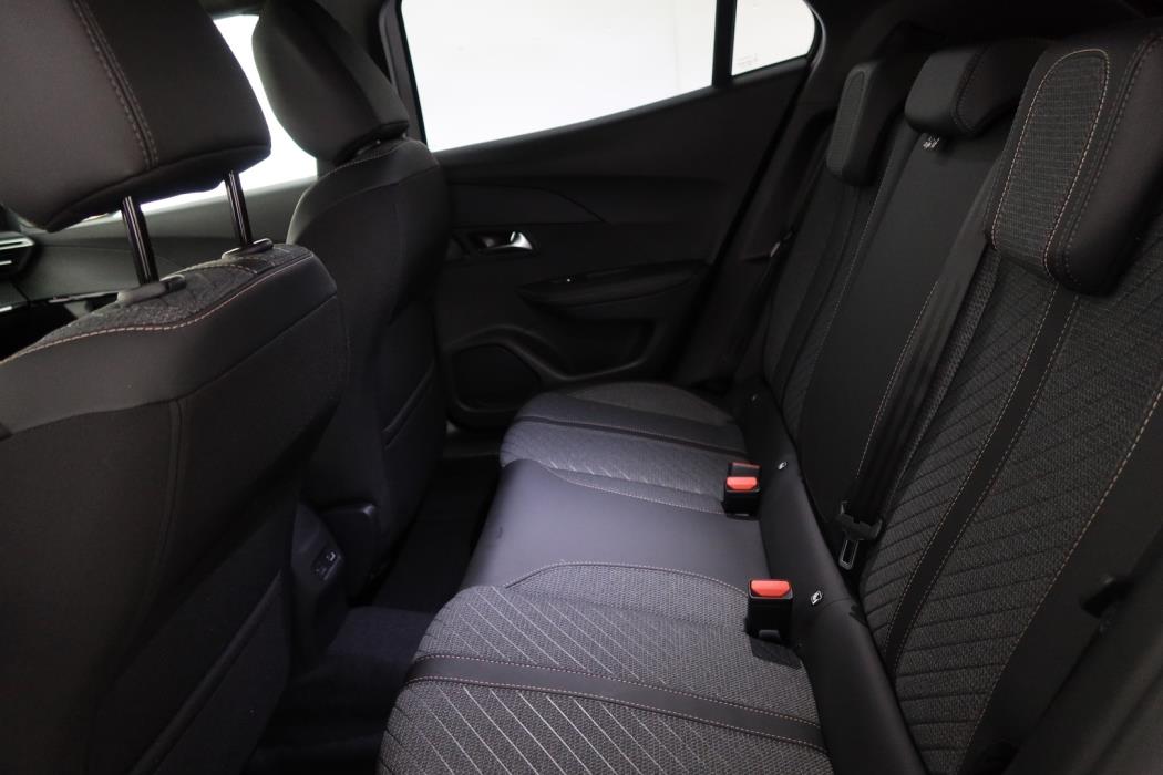 PEUGEOT 2008 2026