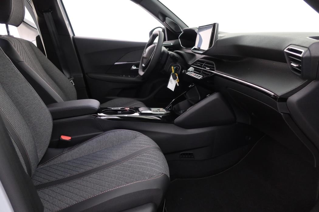 PEUGEOT 2008 2026