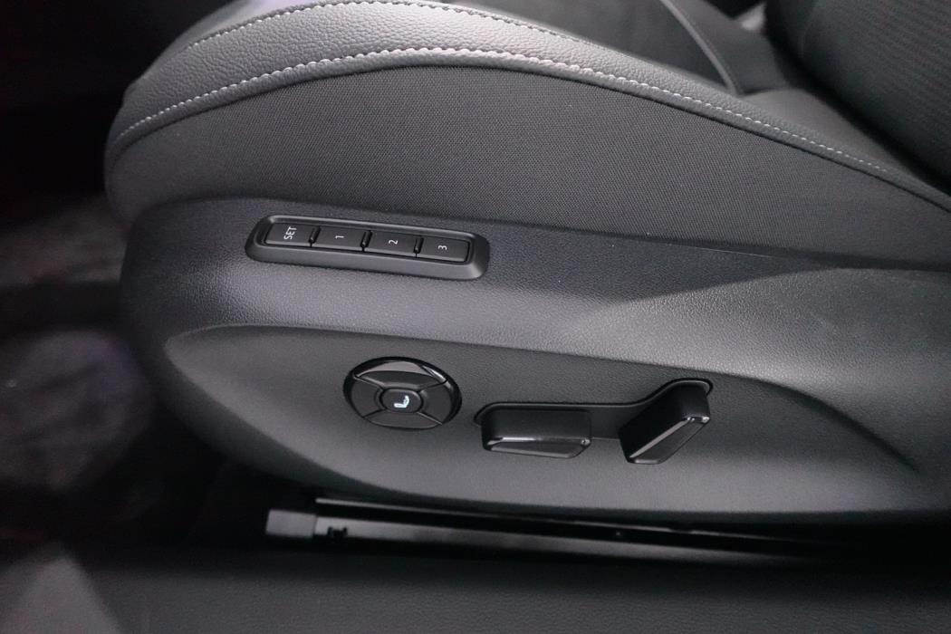SKODA SUPERB 2026